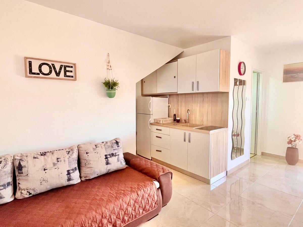Apartments Vukancic Novigrad  ภายนอก รูปภาพ