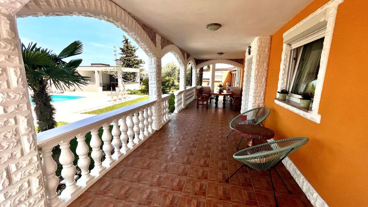 Apartments Vukancic Novigrad  ภายนอก รูปภาพ