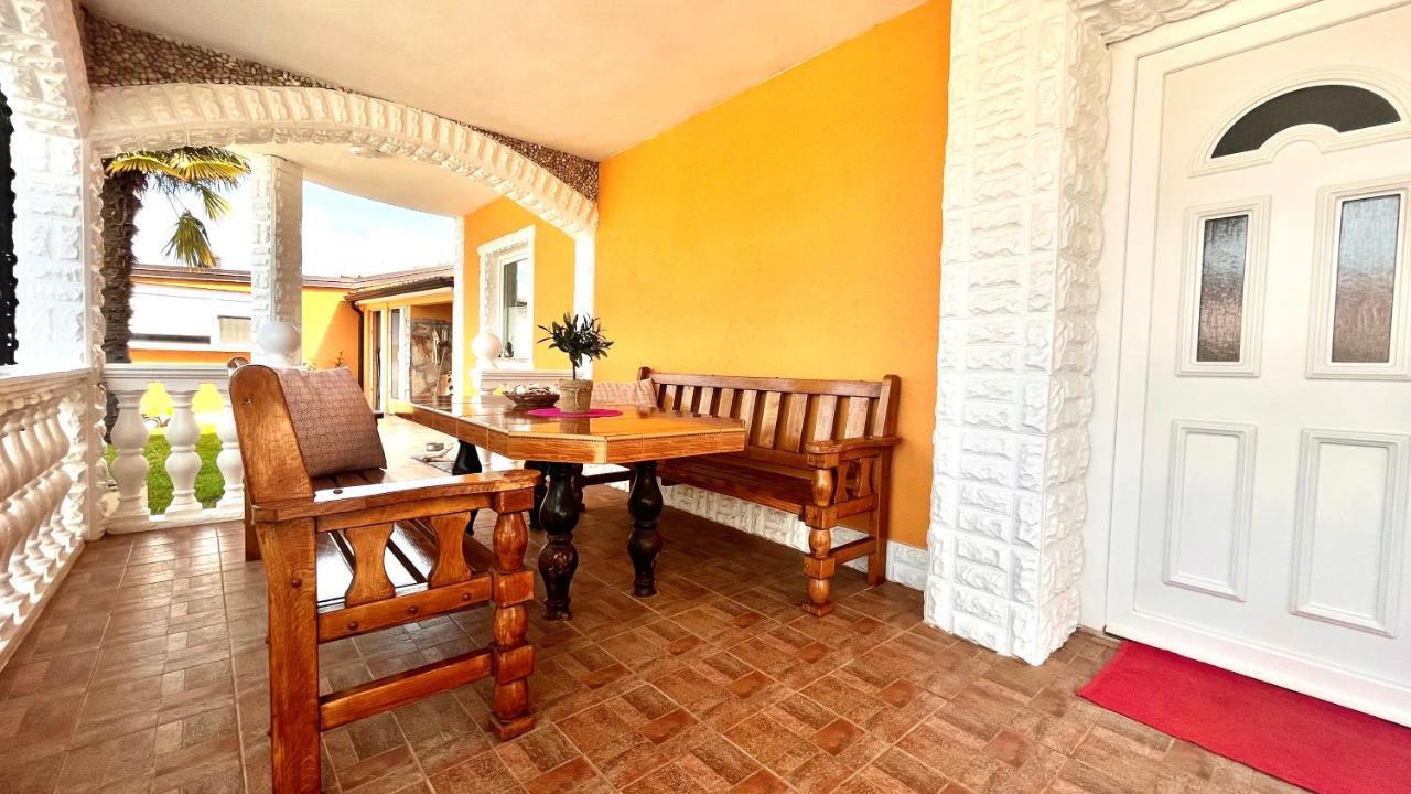 Apartments Vukancic Novigrad  ภายนอก รูปภาพ