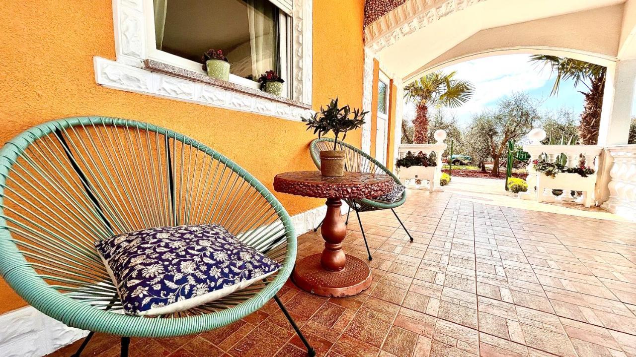 Apartments Vukancic Novigrad  ภายนอก รูปภาพ