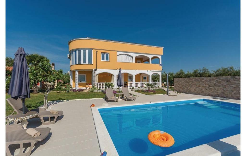 Apartments Vukancic Novigrad  ภายนอก รูปภาพ